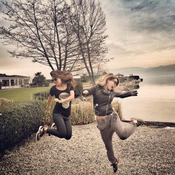 Ünlülerin objektifinden 24 Mart Instagram halleri 