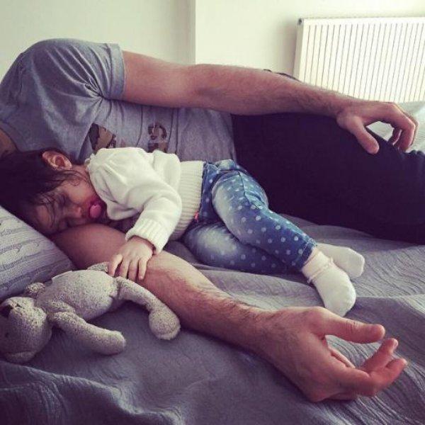 Ünlülerin objektifinden 24 Mart Instagram halleri 