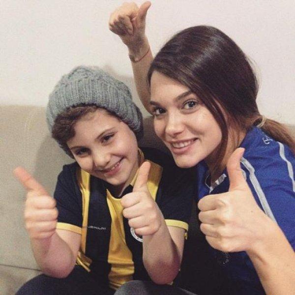 Ünlülerin objektifinden 24 Mart Instagram halleri 