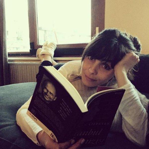 Ünlülerin objektifinden 24 Mart Instagram halleri 