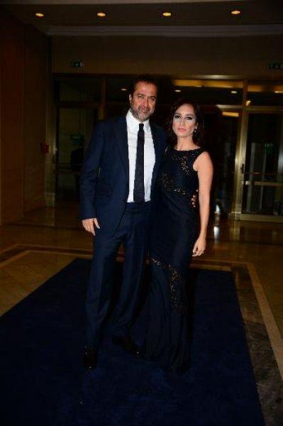 Nazlı Çelik ve Serdar Bilgili çifti poz verdi