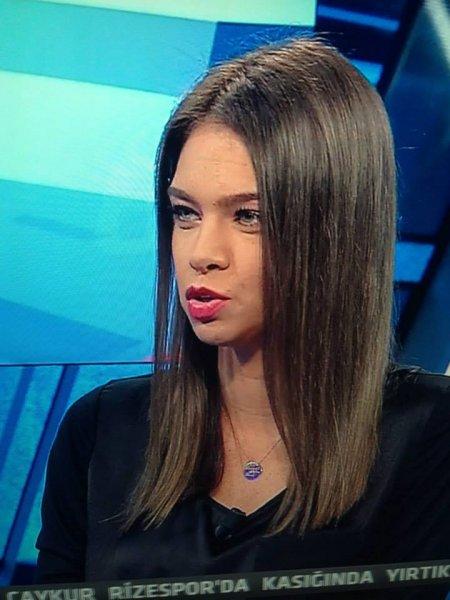 Spor spikeri Roksan Kunter'e taciz