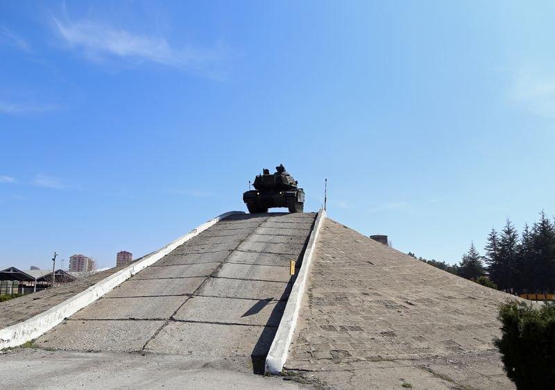 TSK'nın engel tanımayan tankları