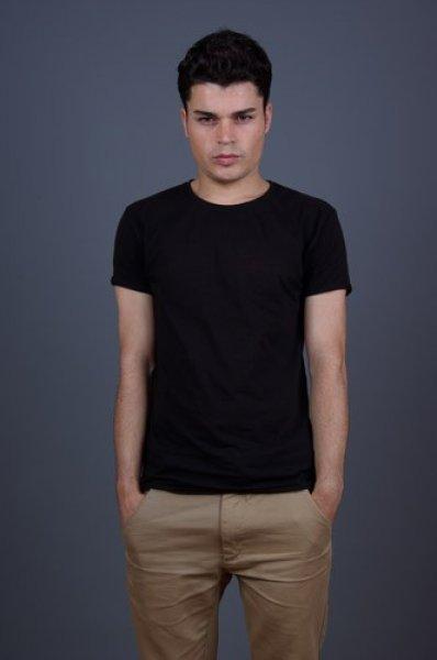 Bursalı Din Kültürü öğretmeni Serhat Karanfil