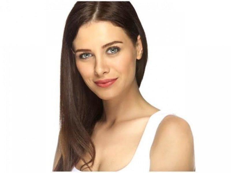 Filinta’nın yeni güzeli Gözde Mukavelat