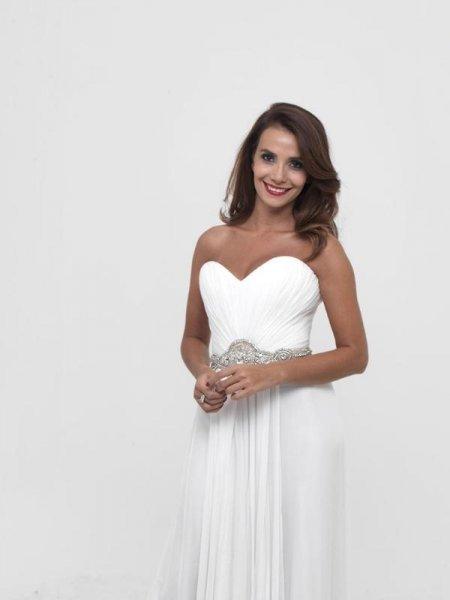 Ünlü oyuncular Arapların en güzel gelin anketinde yer aldı