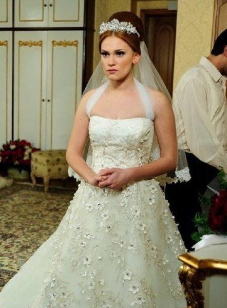 Ünlü oyuncular Arapların en güzel gelin anketinde yer aldı