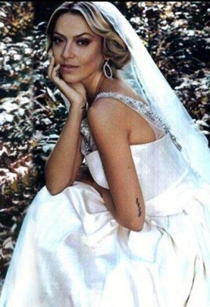 Ünlü oyuncular Arapların en güzel gelin anketinde yer aldı