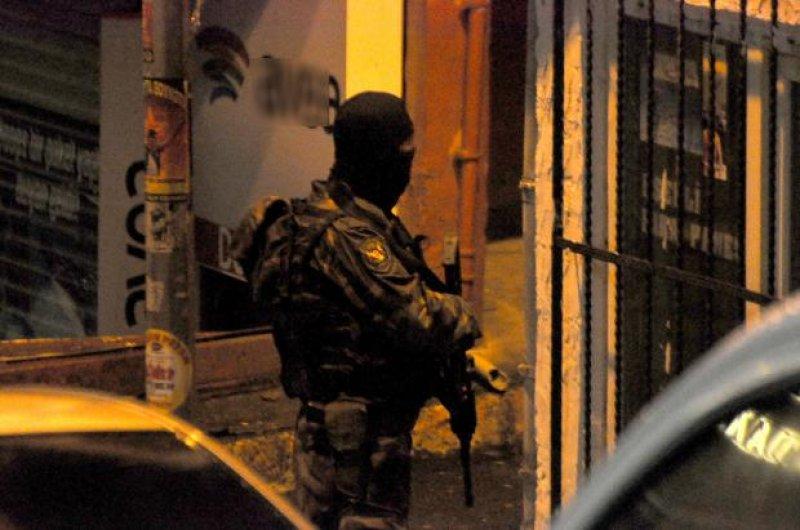 Okmeydanı'nda DHKP-C'ye şafak operasyonu