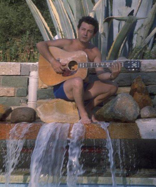 Dünden bugüne Kayahan 