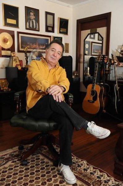 Dünden bugüne Kayahan 