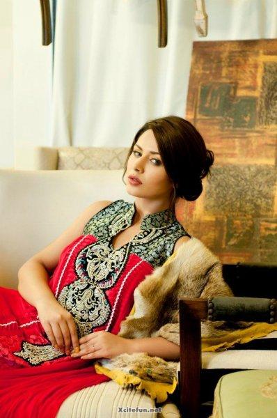 Pakistanlı ünlü model Ayyan Ali suçüstü yakalandı