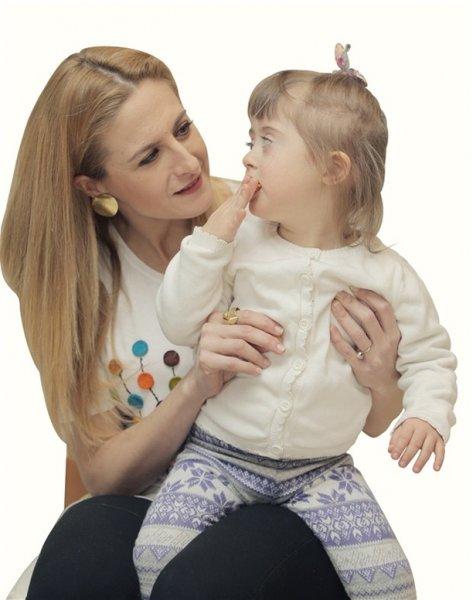 Ünlüler down sendromlu çocuklar için objetif karşısına geçti