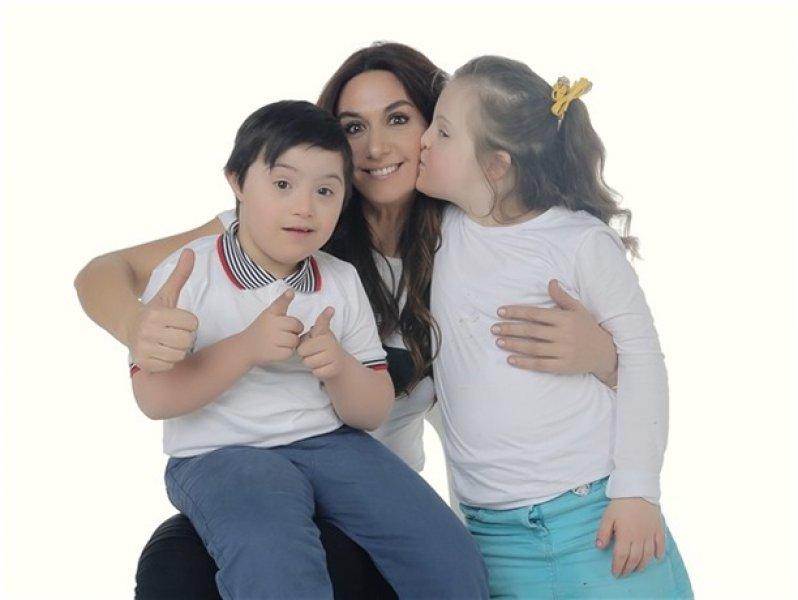Ünlüler down sendromlu çocuklar için objetif karşısına geçti