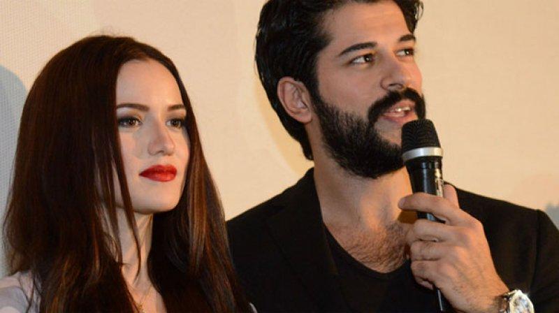 Fahriye Evcen ile Burak Özçivit sırılsıklam oldu