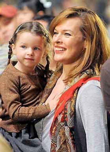 Ünlü kadınların anne olma mutluluğunu tattığı yaşlar