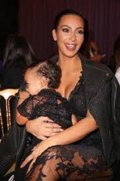 Ünlü kadınların anne olma mutluluğunu tattığı yaşlar