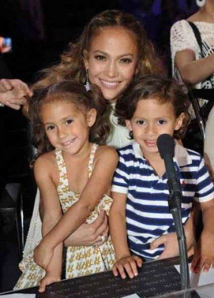 Ünlü kadınların anne olma mutluluğunu tattığı yaşlar