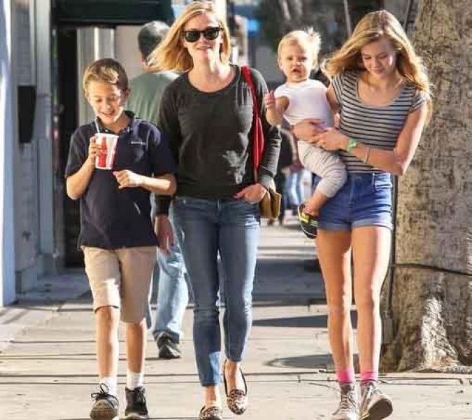 Ünlü kadınların anne olma mutluluğunu tattığı yaşlar