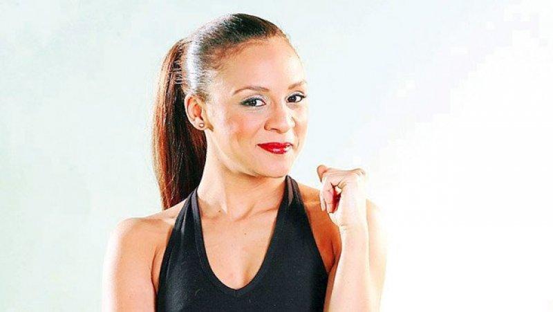 Defne Joy Foster'ın oğlu Can Kılıç 6 yaşında