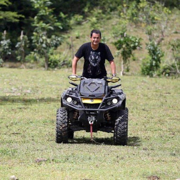 Instagram'da ünlülerin 14 Nisan paylaşımları 