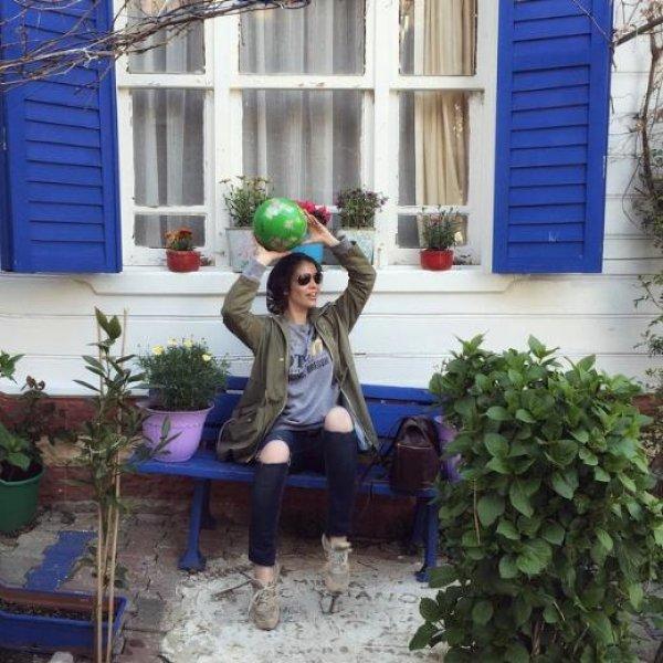 Instagram'da ünlülerin 14 Nisan paylaşımları 