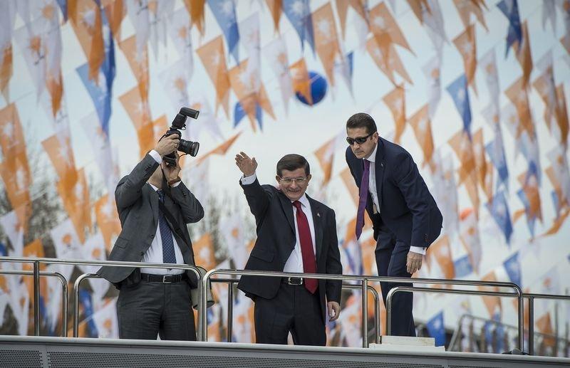 AK Parti Seçim Beyannamesi Toplantısı