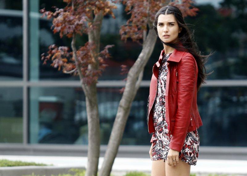 Türkiye'nin en çekici kadını seçildi 