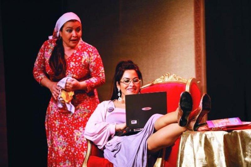 Ekranın en sevilen kötü kadını Nursel Köse'nin bilinmeyenleri 