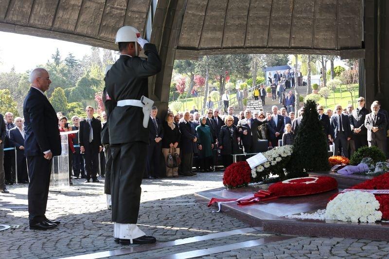 8.Cumhurbaşkanı Turgut Özal'ın 22'nci ölüm yıl dönümü