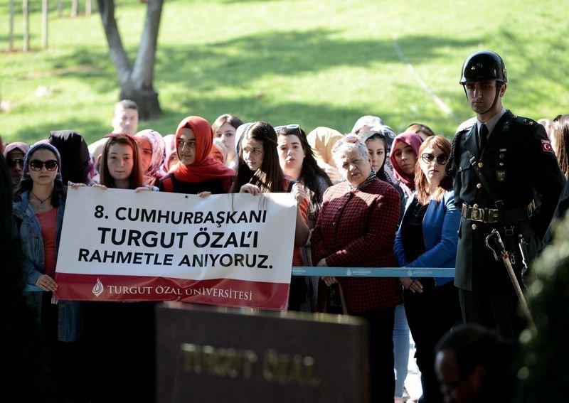 8.Cumhurbaşkanı Turgut Özal'ın 22'nci ölüm yıl dönümü