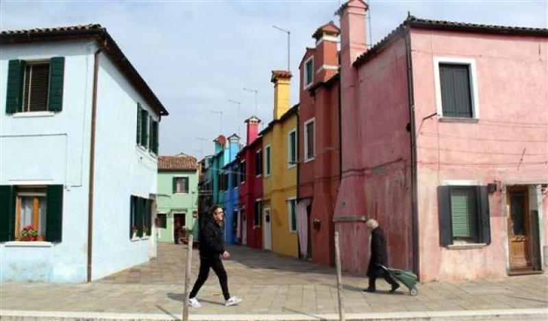 Venedik'in en renkli adası: Burono