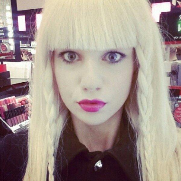 Ayşenur Balcı estetik yaptırdı