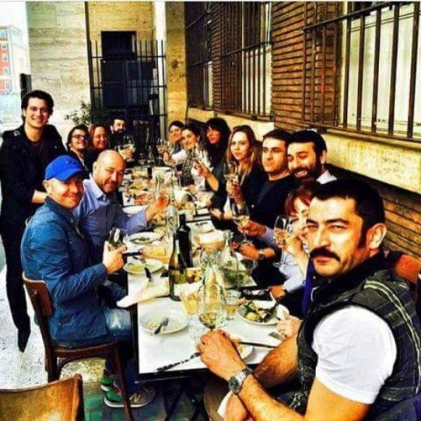 Ünlülerin objektifinden 20 Nisan Instagram paylaşımları 