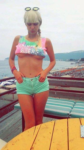 Ayşenur Balcı estetik yaptırdı