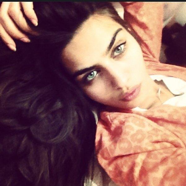 Amine Gülşe: Öpüşme sahnesinde çok gerildim