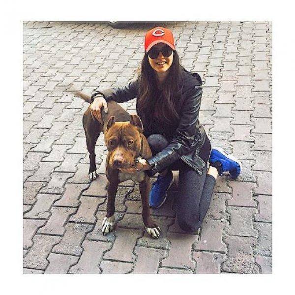 Ünlülerin objektifinden 22 Nisan Instagram paylaşımları 