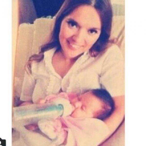 Demet Akalın'ın kızı Hira 