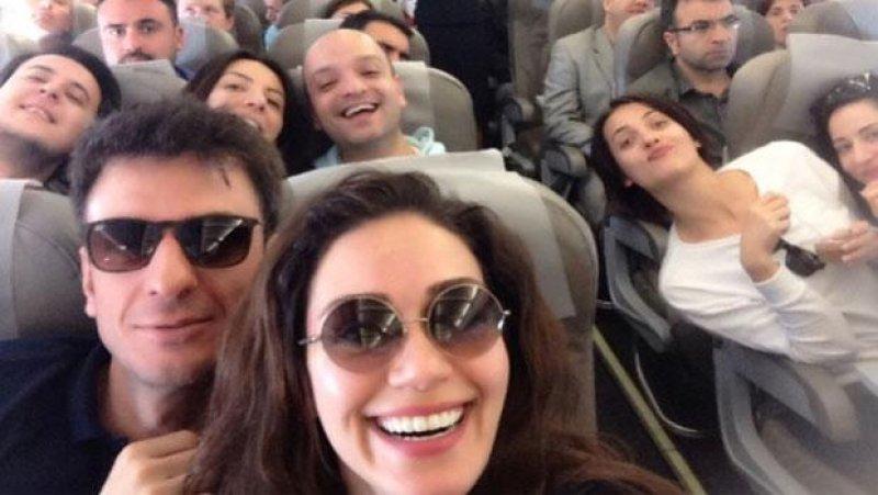 Ünlülerin objektifinden 25 Nisan Instagram paylaşımları 