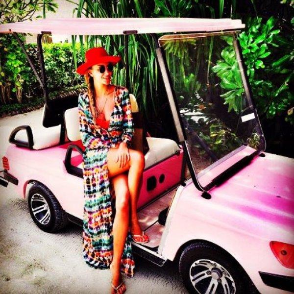 Özge Ulusoy ile Hacı Sabancı tatile çıktı