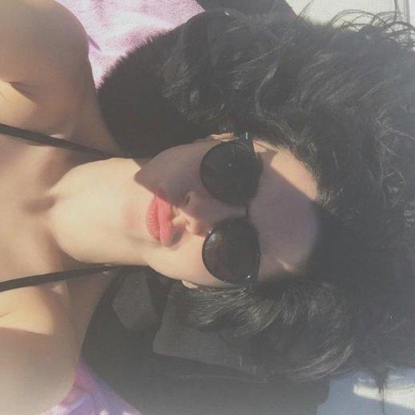 Ünlülerin objektifinden 25 Nisan Instagram paylaşımları 