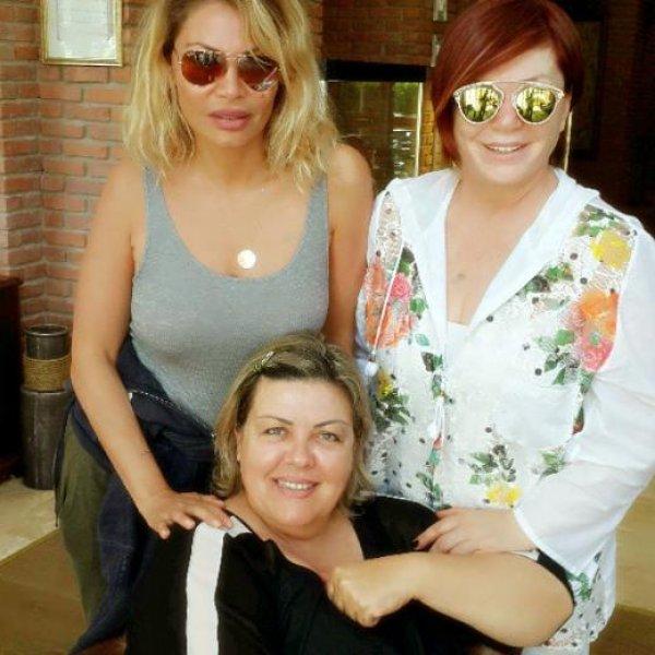 Ünlülerin objektifinden 25 Nisan Instagram paylaşımları 