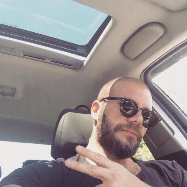 Ünlülerin objektifinden 25 Nisan Instagram paylaşımları 