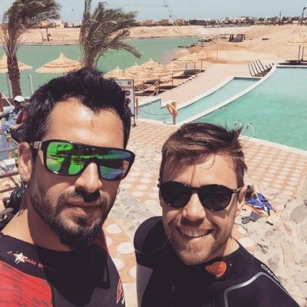 Ünlülerin objektifinden 25 Nisan Instagram paylaşımları 