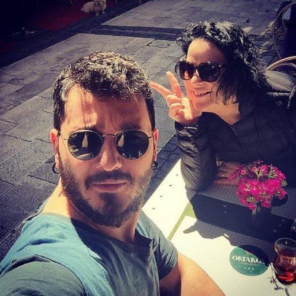 Ünlülerin objektifinden 25 Nisan Instagram paylaşımları 