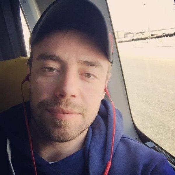 Ünlülerin objektifinden 25 Nisan Instagram paylaşımları 