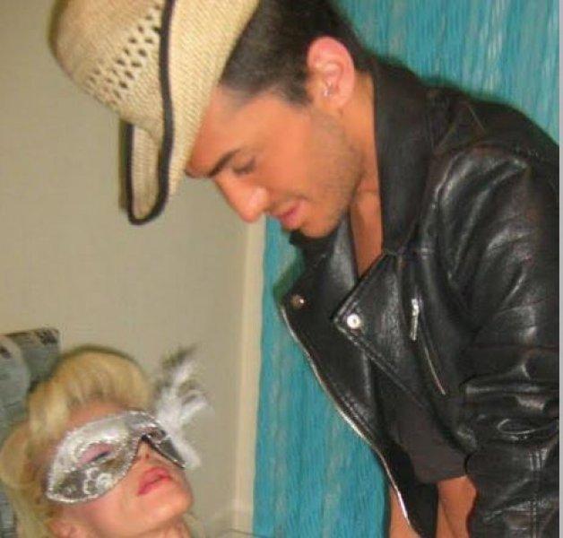 Seda Sayan'ın damat adayı pornocu çıktı