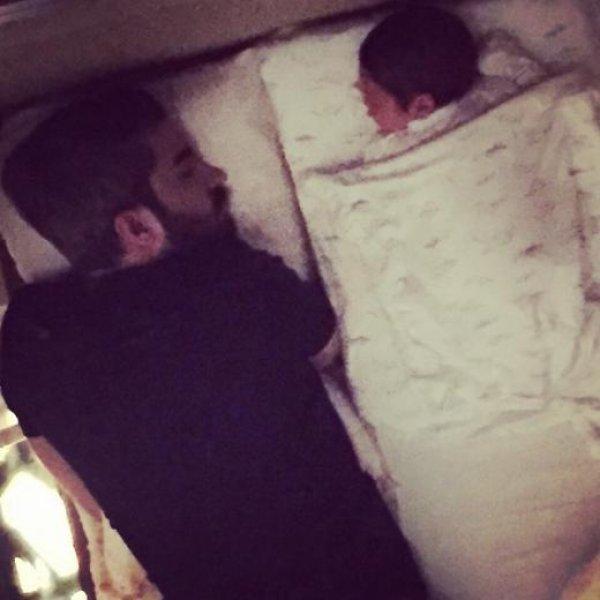 Ünlülerin objektifinden 30 Nisan Instagram paylaşımları 