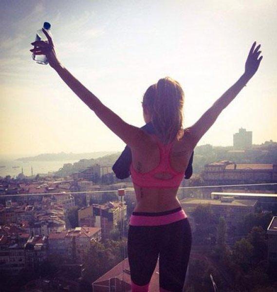 Wesley Sneijder - Yolanthe Cabau'nun evi