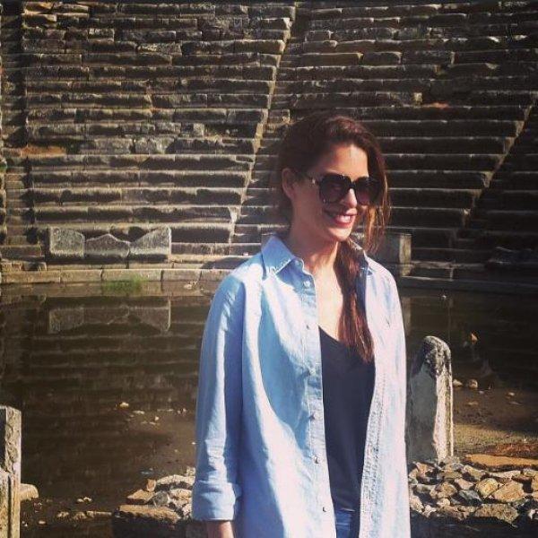 Ünlülerin objektifinden 30 Nisan Instagram paylaşımları 